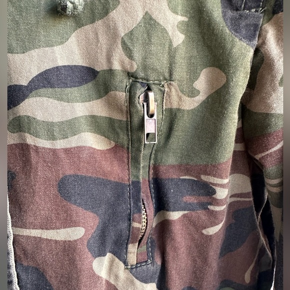 Camo  Jacket - Picture 9 of 10